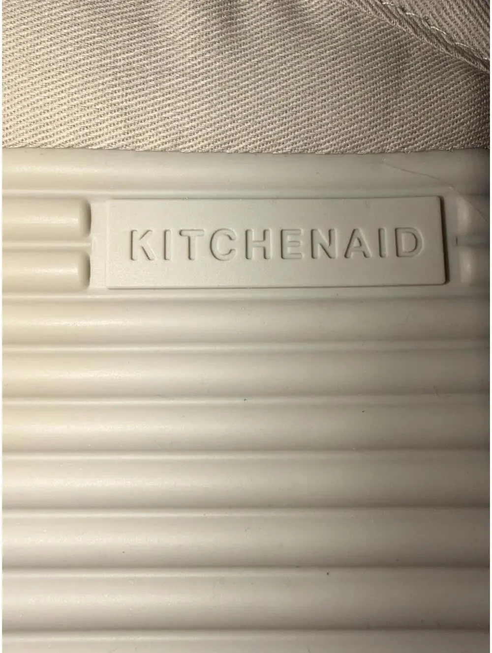 KitchenAid Set of 2 Textured Silicone Oven Mitts